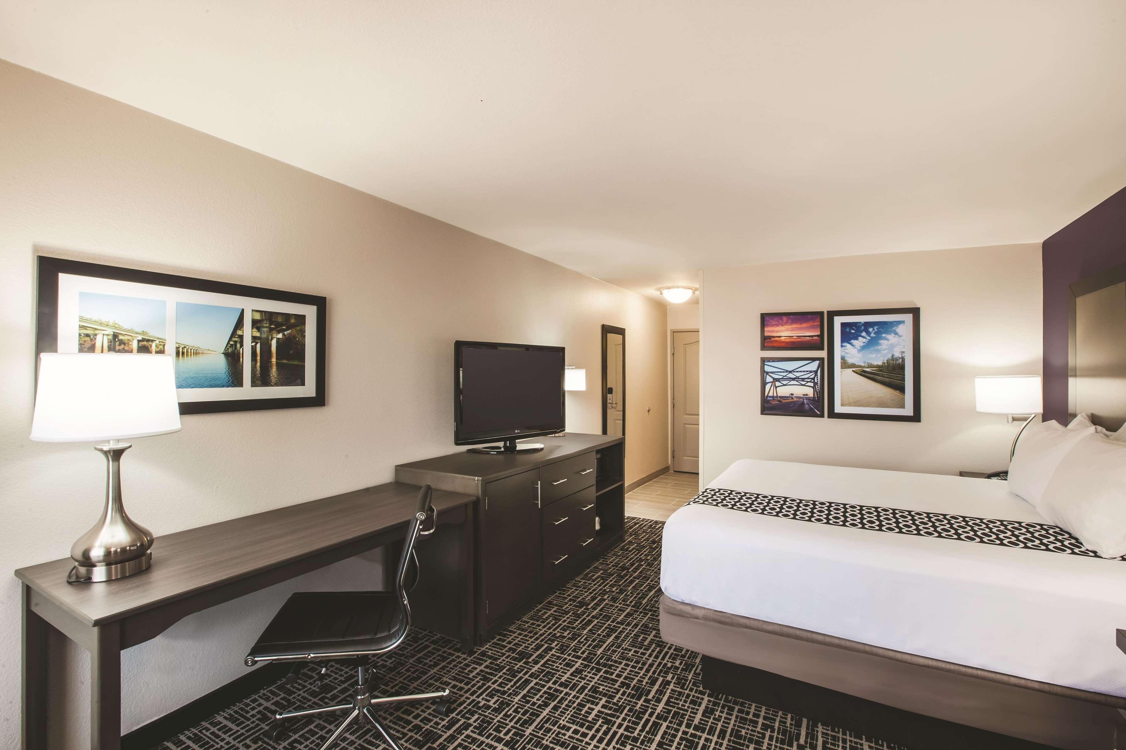 La Quinta By Wyndham Walker - Denham Springs Hotel Екстериор снимка