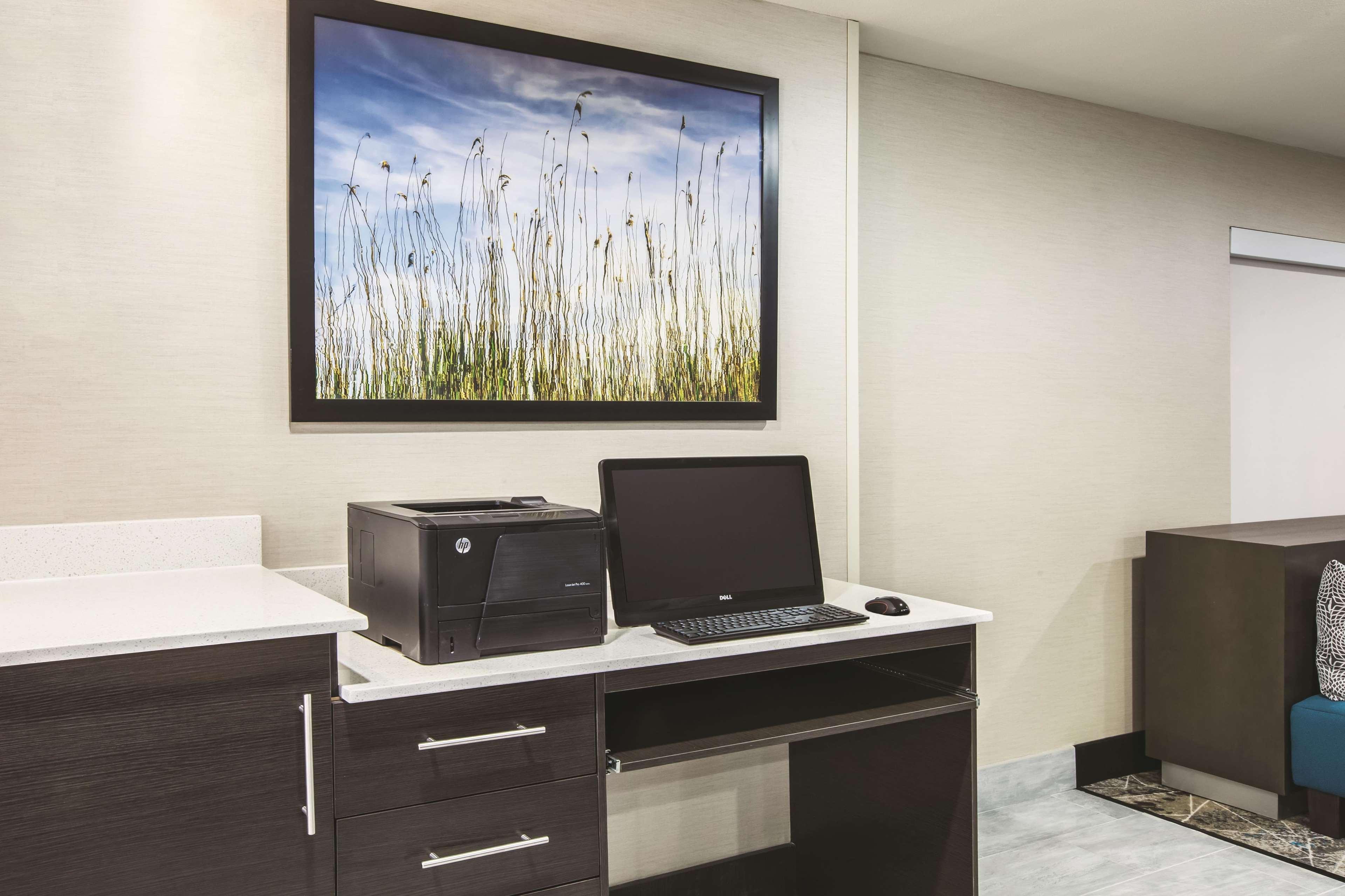 La Quinta By Wyndham Walker - Denham Springs Hotel Екстериор снимка